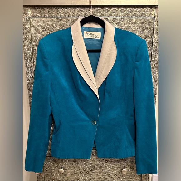 Lilli Ann Jackets & Blazers - VINTAGE SUEDE Jacket